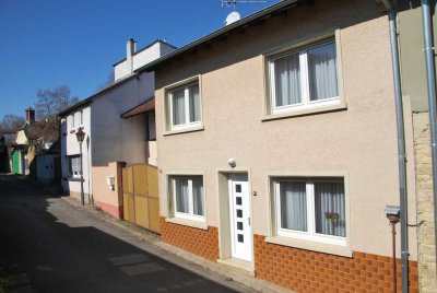*Einfamilienhaus in ruhiger Wohnlage in Partenheim zu verkaufen*