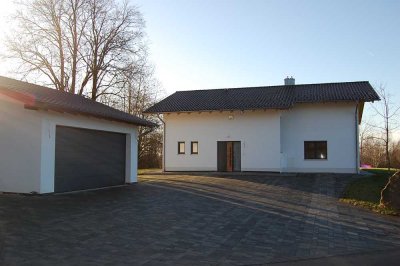 Elegantes Einfamilienhaus mit 7 Zimmern in Metten im Erstbezug