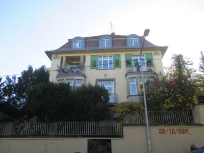 ***Für Denkmal-Liebhaber***Angenehmes Wohnen Nahe Uhlandshöhe**