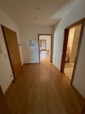 Charmante 2-Zimmer-Erdgeschosswohnung mit Blick auf die Regen!