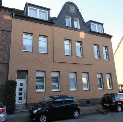 Gepflegte und sehr schöne 3-Zimmer-Wohnung mit Balkon in Oberhausen