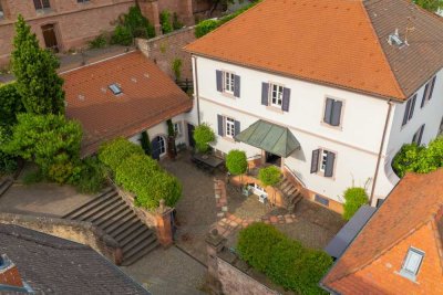 Zeitlose Rarität – Eleganz vergangener Epochen, veredelt mit exklusiver Ausstattung mit Erbpacht