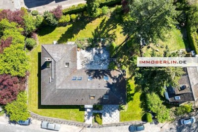 IMMOBERLIN.DE - Traumhafte Lag!  Großzügiger Bungalow mit Südwestgarten am Stadtrand