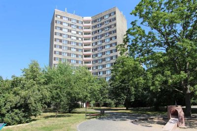 AB JULI VERFÜGBAR - 3RW im Dessauer Zentrum