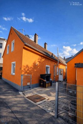 BMR 4,6%: Saniertes Mehrfamilienhaus mit Nebengebäude in Augsburg