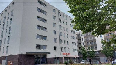 Schöne, helle 4.Zi.Whg mit zwei großen Badezimmern, Abstellraum, großem Balkon
