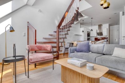 Dachgeschosswohnung inkl. privater Terrasse! 1,5 Zimmer mit viel Stauraum. Ruhelage: an der Schmelz(VIE166)