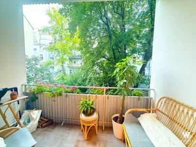 Vollsanierte 3-Zimmer-Wohnung mit Loggia direkt beim Kutschkermarkt | Grünblick