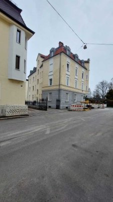 1-Zimmer Wohnung im EG mit kleinem Stellplatz in Augsburg-Oberhausen
