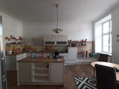 Nachmieter gesucht für schöne und sanierte 8-Zimmer-Wohnung mit gehobener Innenausstattung in Laage