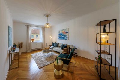 ALTBAUJUWEL in bester Lage MAXVORSTADT NUR für Anleger: generalsanierte 3-Zimmer Traumwohnung