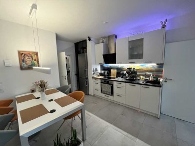 Einziehen & Wohlfühlen: Stilvolle 1-Zimmer Terrasse mit allem Komfort in Hacklberg