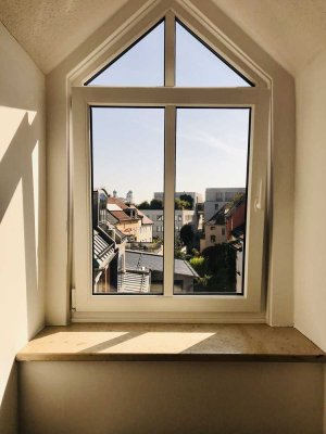 Helle 3-Zimmer-Dachgeschosswohnung mit Balkon in ruhiger Bestlage von Passau-St. Nikola