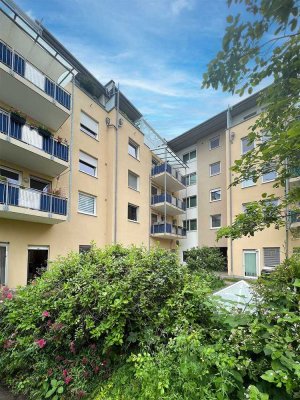 Provisionsfrei*Großzügige 6-Zimmer-Wohnung mit Balkon & Flexibilität auf einer Ebene * FR-Rieselfeld
