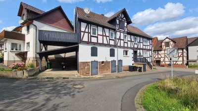 Ein- Bis Zweifamillienhaus in Niedenstein - Wichdorf
