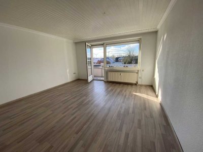 Großzügige 3-Zimmer-Wohnung mit Balkon und Stellplatz, bezugsfrei!