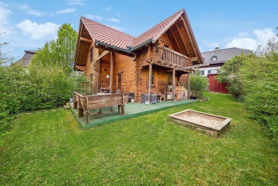 GEPFLEGTES EINFAMILIENHAUS IN NUSSDORF AM HAUNSBERG