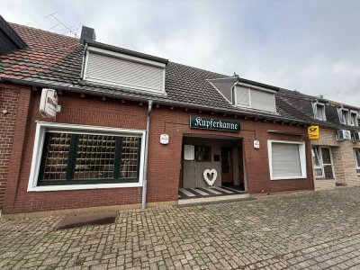 Wohn- und Geschäftshaus mit angrenzendem Bungalow in Alsdorf-Broicher-Siedlung