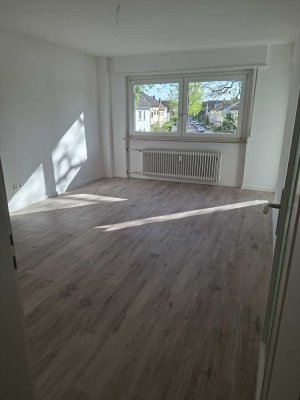 Helle 2-Zimmer Wohnung mit Stellplatz in MA-Käfertal