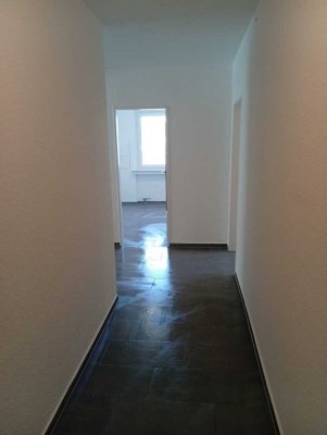 Schicke helle frisch sanierte Etagenwohnung
