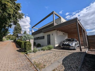 Individuelles Bauhaus-Architektenhaus provisionsfrei direkt am Naturschutzgebiet im Potsdamer Norden