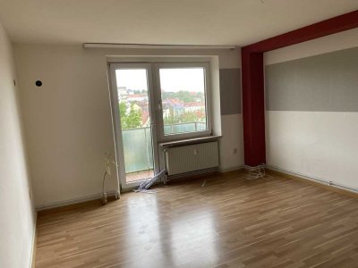 Helle 3 Zimmerwohnung mit Aufzug