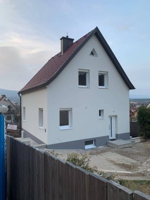 Ruhig gelegenes, kleines Haus in Ternitz zu vermieten