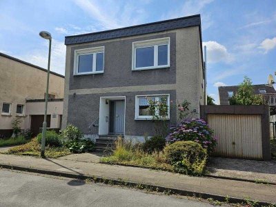 Steele-Horst: Freihstehendes und großzügiges Einfamilienhaus mit Garten in bester Wohnlage!