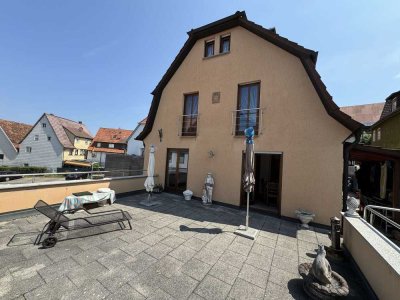 PROVISIONSFREI - Saniertes EFH mit großer Terrasse und Doppelgarage