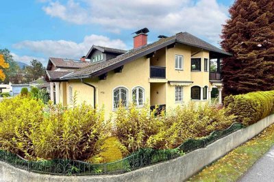 FAMILIENIDYLL NÄHE LEOPOLDSKRONER WEIHERGroßzügige Villa in ruhiger Sackgasse