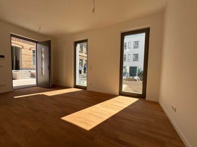 SPECIAL OFFER: Berliner Allee: ERSTBEZUG im NEUBAU per 2025 : u.a. 1-Zi- EG- Wohnung mit TERRASSE
