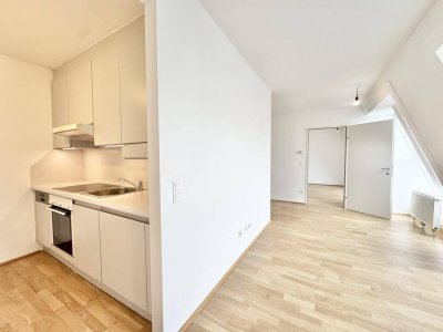Helle 2 Zimmer im DG | Nächst Reumannplatz | Optionale Garage