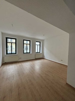 perfekte Singlewohnung mit Balkon und Einbauküche
