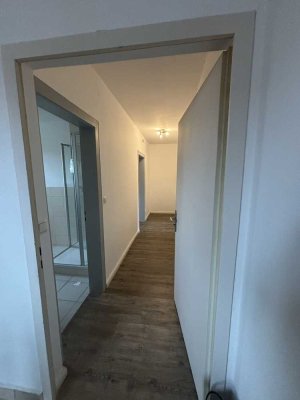 Schöne 2-Zimmer-Wohnung mit Balkon und Einbauküche in Volkach