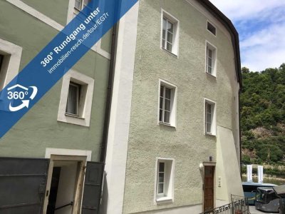 An der Grenze zur Altstadt - Donaulende 
Schöne 2½ -Zimmer-Wohnung mit EBK und Schwedenofen