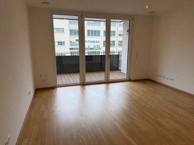 Moderne 2-Zimmer Wohnung im 2. OG mit Balkon in Kornwestheim