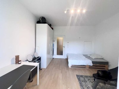 Zur Untermiete:  1-Zimmer-Apartment in zentraler Lage