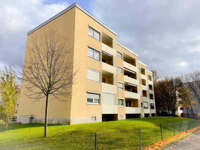 Sofort bezugsfreie 3-Zimmer-Wohnung mit Süd-West Loggia im Regensburger Norden!