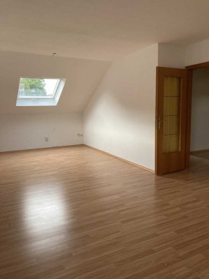 Ansprechende besonders günstige 2,5-Zimmer-DG-Wohnung in Hemer