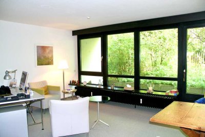 VON PRIVAT: Großzügiges 5 Zimmer Apartment als Wohnung, Büro oder Praxis in ruhiger Sackgasse