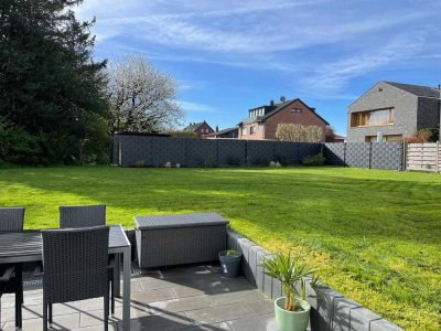 Vollst. renoviertes 5-Zimmer-Einfamilienhaus mit geh. Innenausstattung und EBK