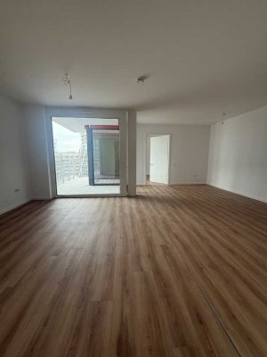 Orplid: Rollstuhlgerechte 2-Zi-Neubau-Whg mit Balkon