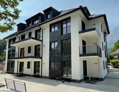 Neubau Geschmackvolle 4-Raum-EG-Wohnung mit lux. Innenausstattung in Bad Reichenhall