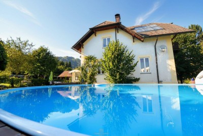 Repräsentative Altbau-Villa in Altmünster – Traunsee-Nähe, Gartenparadies &amp; vielseitige Nutzungsmöglichkeiten