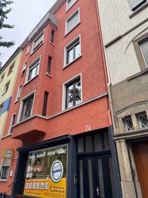 Kapitalanlage mit ca. 5,5 % Rendite – 103 m² Altbau-Charme, 4 Zimmer, Balkon