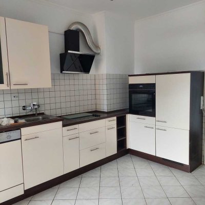 Geräumige 4-Zimmer-Wohnung mit großem Balkon am Sonnenhügel
