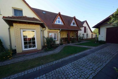 Gepflegtes Einfamilienhaus mit Garage bei Wittstock
