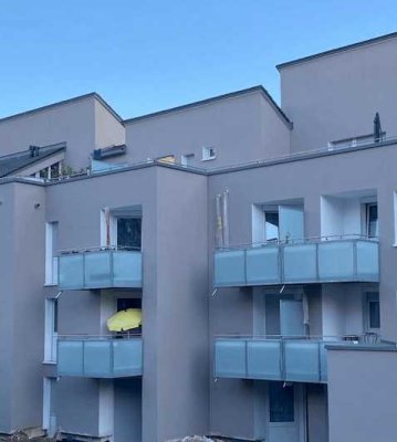 modernisierte 2-Zimmer-Wohnung mit Balkon