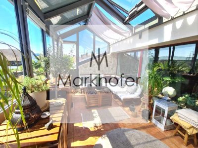 Neuwertige Dachgeschosswohnung mit traumhaftem Wintergarten in uninaher Wohnlage!