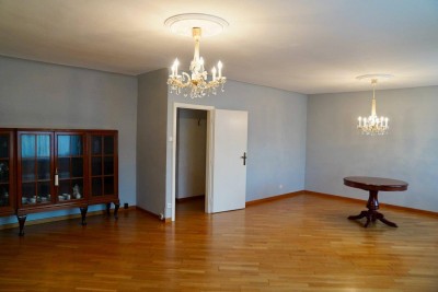 Geräumige 3-Zimmer-Wohnung mit Fernblick – Ihre Chance zur individuellen Gestaltung!